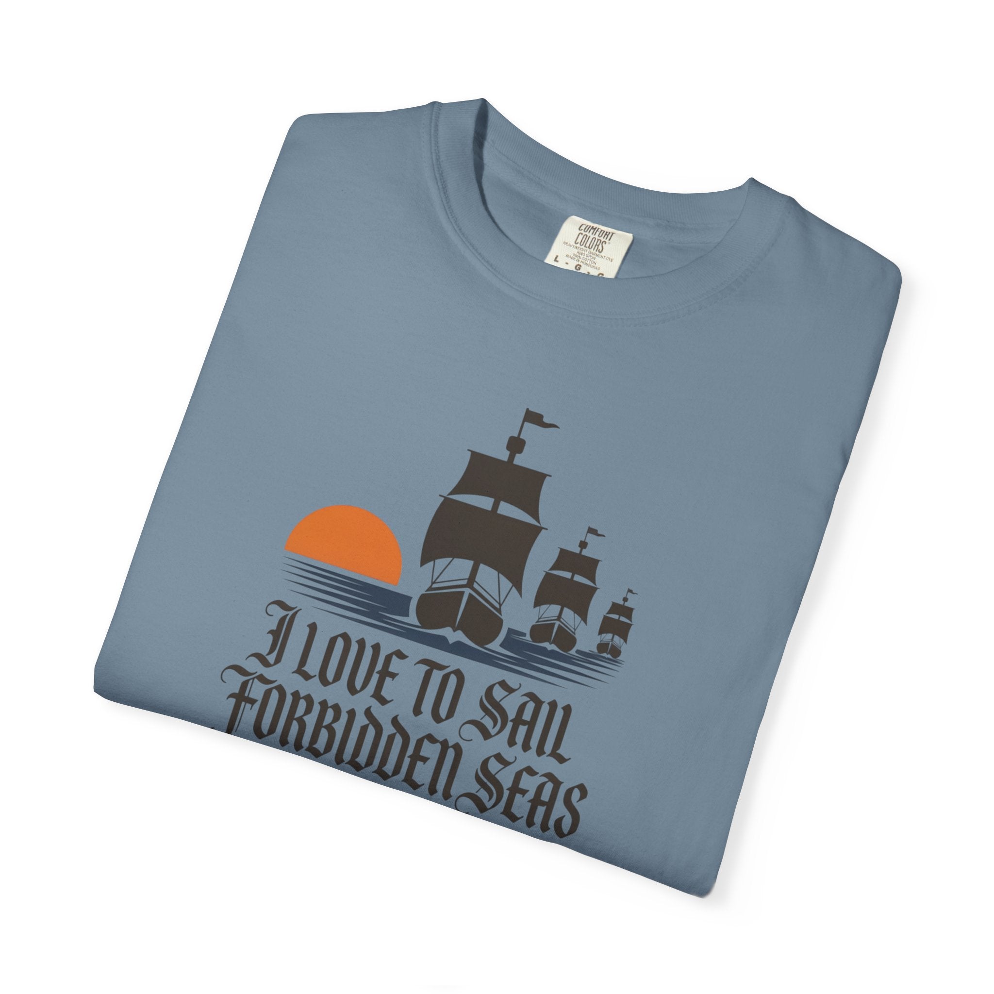 I Love to Sail Forbidden Seas | Herman Melville, Moby-Dick T-shirt